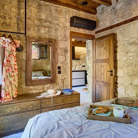 Lido Old Town Villa * עיר רודוס